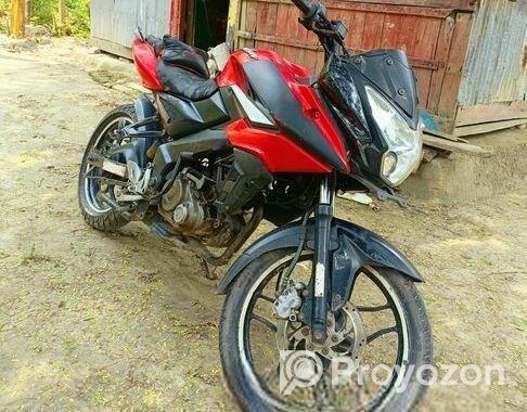 Bajaj Pulsar AS . 2016