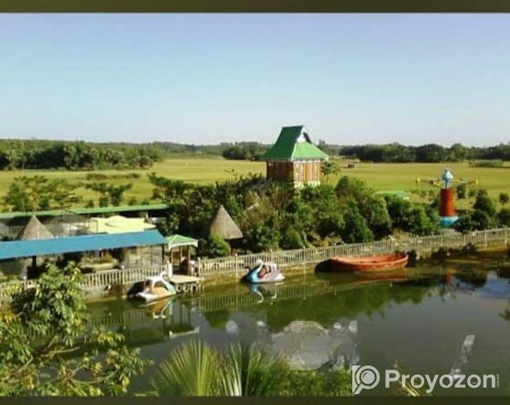 Dhaka – Chittagong হাই ওয়ে সংলগ্ন ১০ একর জমিতে