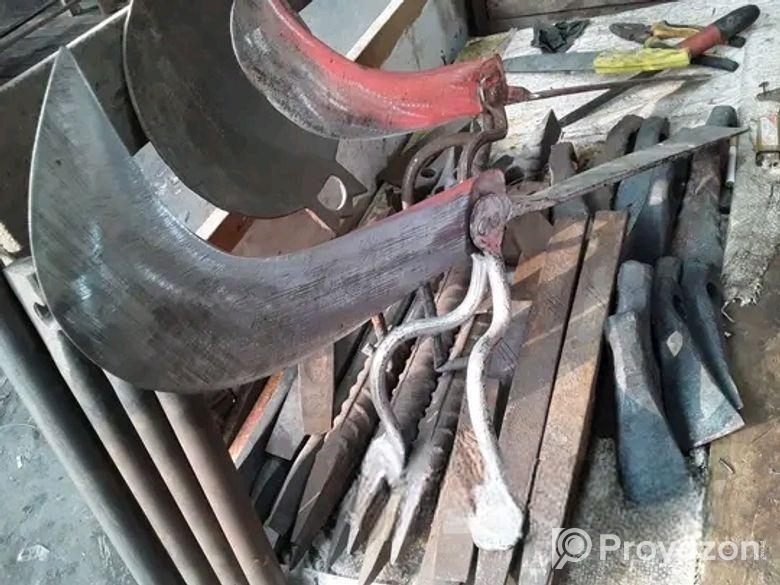 ইস্পাতের ধারালো বটি বা দা