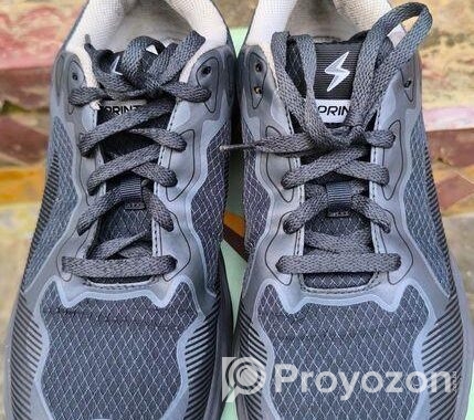 Apex Sprint Shoe