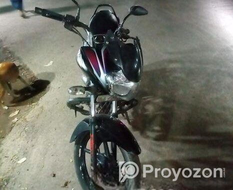 Bajaj Discover 100 . 2012