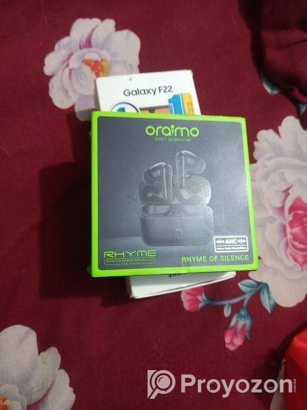 ট্রাস্ট কন্ট্রোল ব্লুটুথ হেটফোন