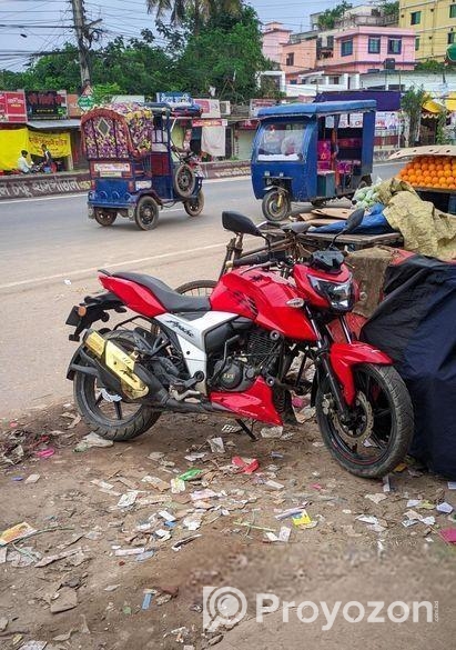 TVS Apache RTR 160 . 2020