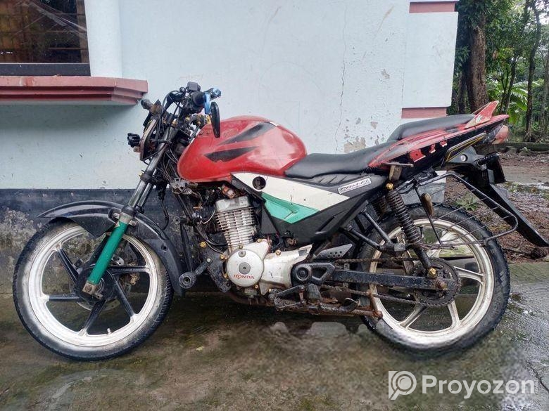 Honda CBZ Xtreme 2013