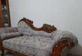 Divan sofa Sell Post