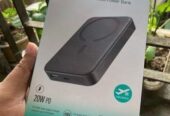 Joyroom JR-W020 New Upgrade 20W Magnetic Wireless Power Bank