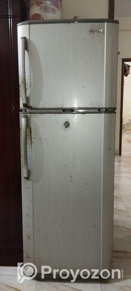 Non Forst Samsung Fridge