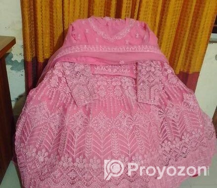 লেহেঙ্গা বিক্রি হবে