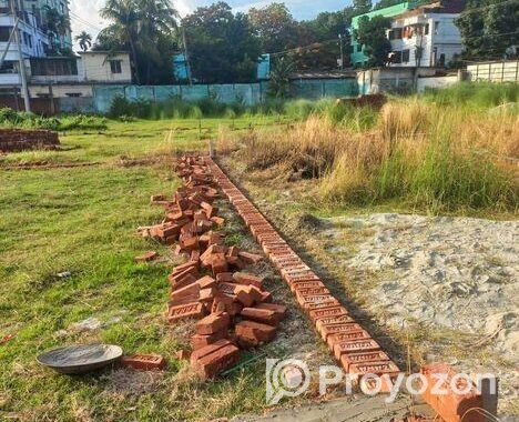 ধামরাই-এর প্রানকেন্দ্রে আরিচা রোডের পাশে জমি বিক্র