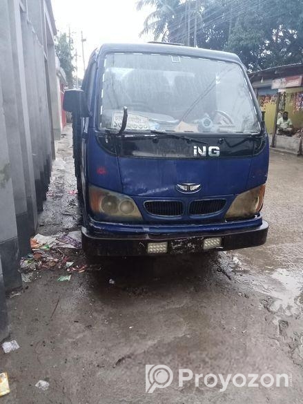 Mahindra Loadking 123 2025