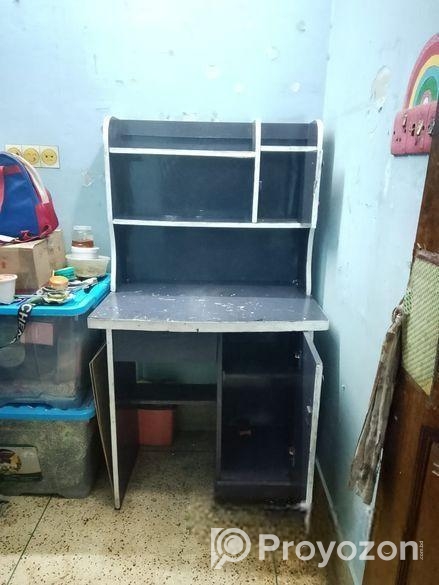 Reading Table Sell Post