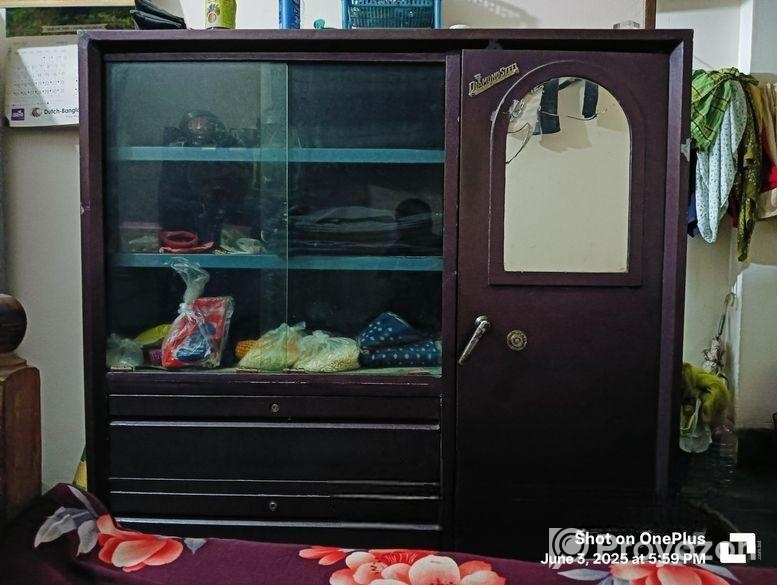 আর্জেন্ট ১টি সুকেশ বিক্রি হবে