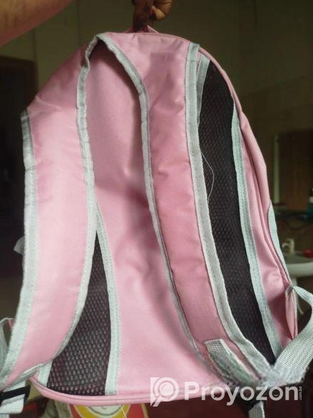 “একদম নতুন ক্যাট ক্যারিয়ার ব্যাগ – একদিনও ব্যবহা