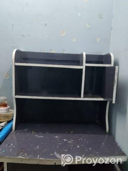 Reading Table Sell Post