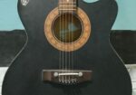 Guiter for sell