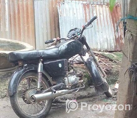 Yamaha FZS . 1995