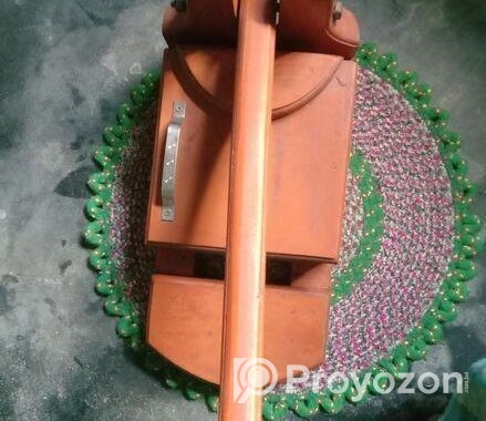 সেগুন কাঠের রুটি মেকার