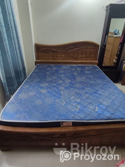 অটবি ব্র্যান্ড এর ম্যাট্রেস সহ ৭ফিট /৬ফিট সাইজের