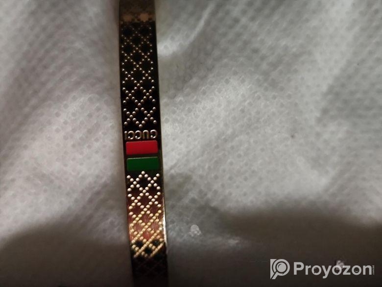 Gucci কাফ ব্রেসলেট