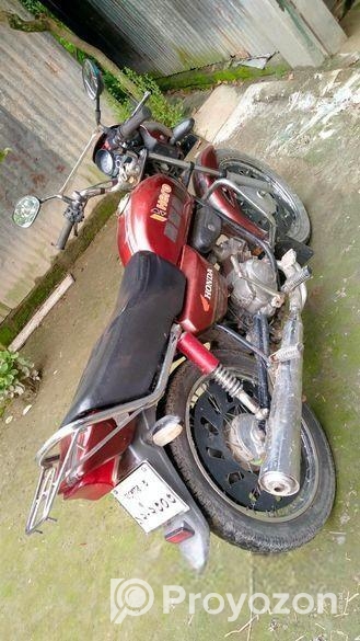 Hero CD Deluxe . 2007