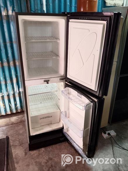 পুরাতন ফ্রিজ/Used Fridge