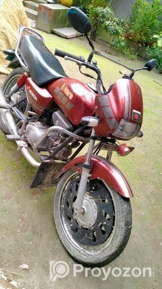 Hero CD Deluxe . 2007