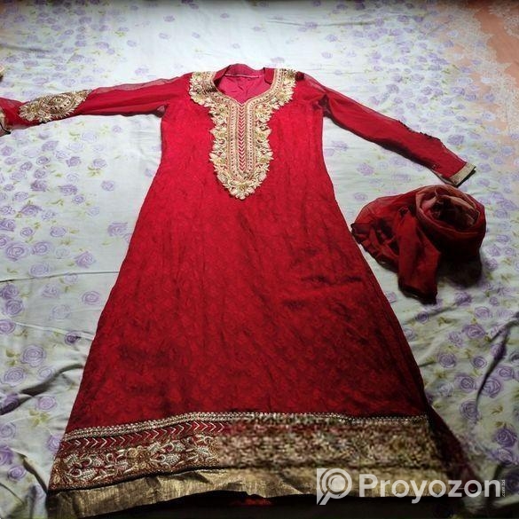 Used Dress and sharee Combo sell