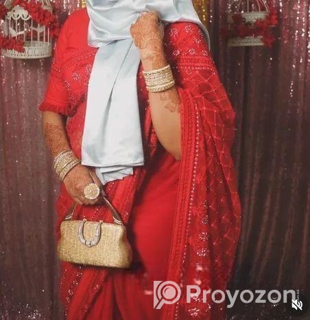 Sharee Sell Post