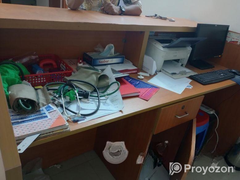 রিসিপশন টেবিল বিক্রি হবে