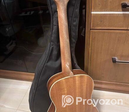 YAMAHA 26inch TENOR UKELELE