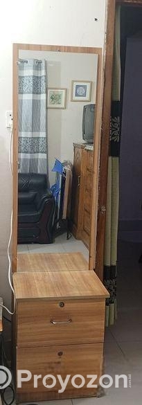 ব্যবহৃত ড্রেসিং টেবিল বিক্রয়