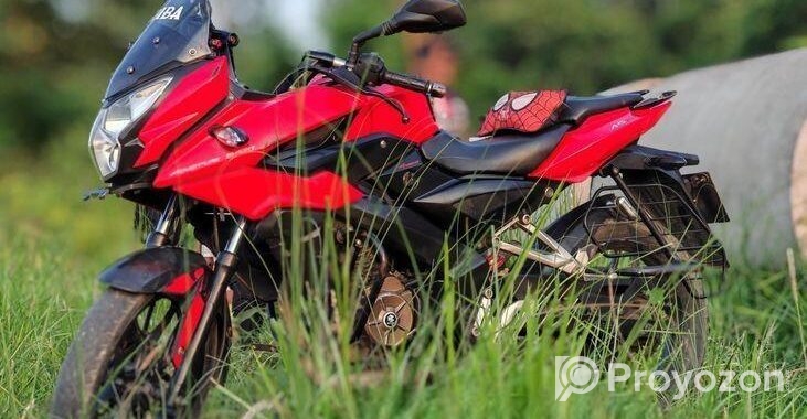 Bajaj Pulsar AS 150 2016
