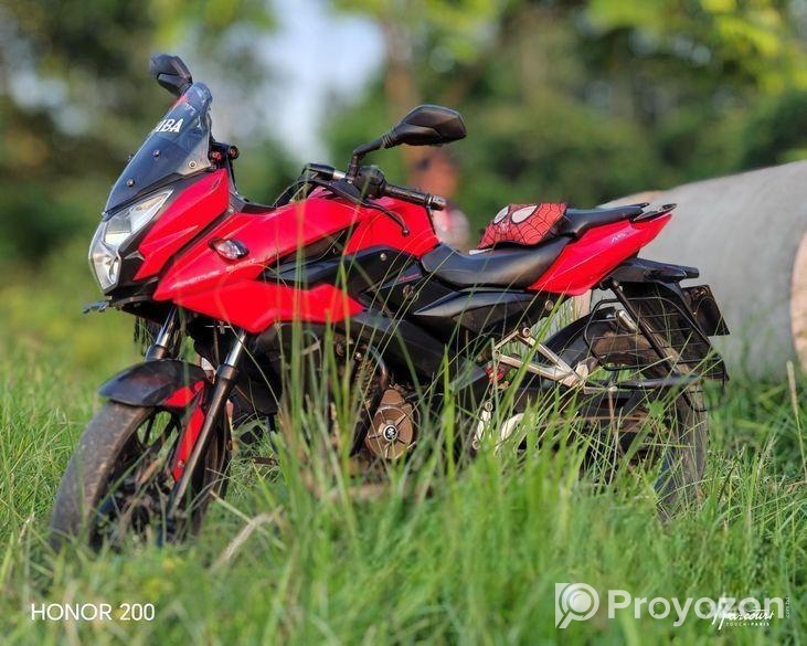 Bajaj Pulsar AS 150 2016