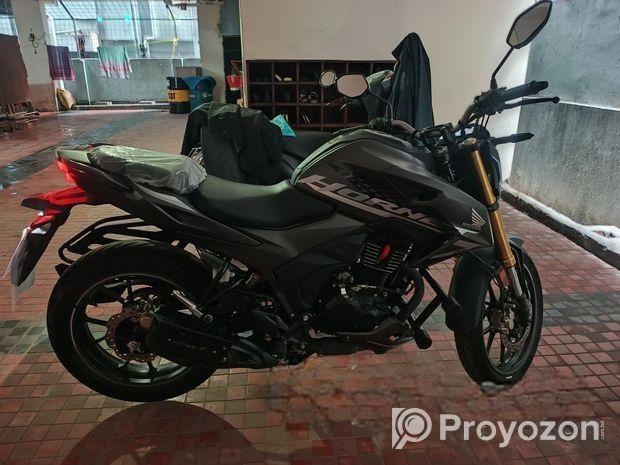Honda Hornet abs 180 cc,25 2025