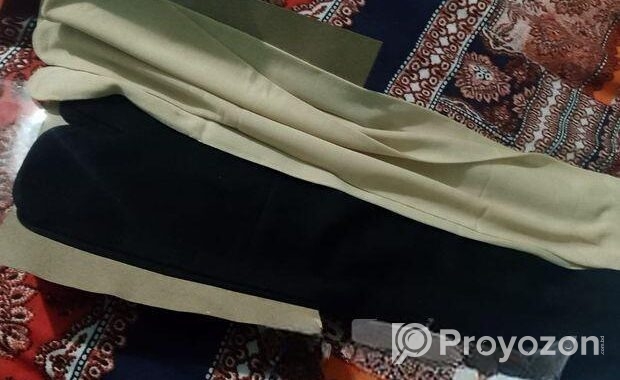 হাত মোজা ও পা পাইকারি বিক্রি করা হয়