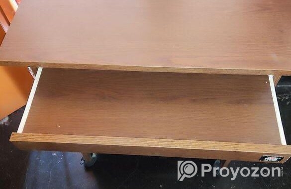Regal Desktop Table