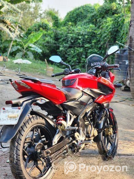 Bajaj Pulsar AS 150 2016