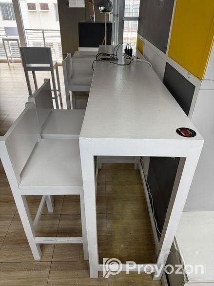 Tea / Coffee Table with 4 seats