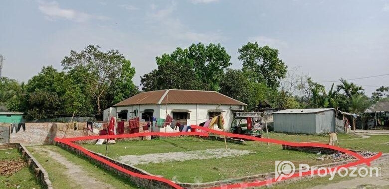 কুষ্টিয়া কুমারগাড়া পল্টন মোড়ে জমিটি বিক্রি হবে