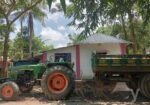 ট্রাক্টর ও বগি সহ বিক্রি হবে