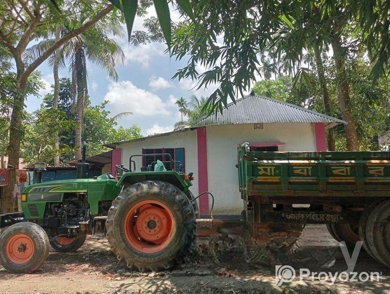 ট্রাক্টর ও বগি সহ বিক্রি হবে