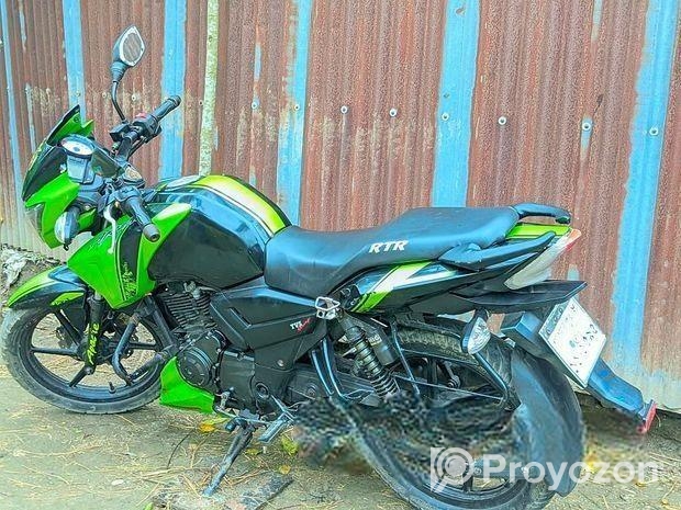 TVS Apache RTR . 2016