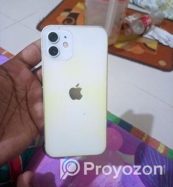 Apple iPhone 12 (Used)