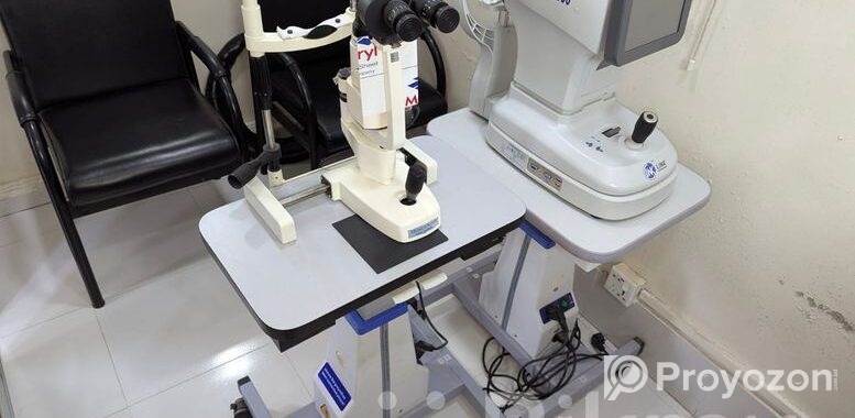 Auto Refractometer and Slit Lamp