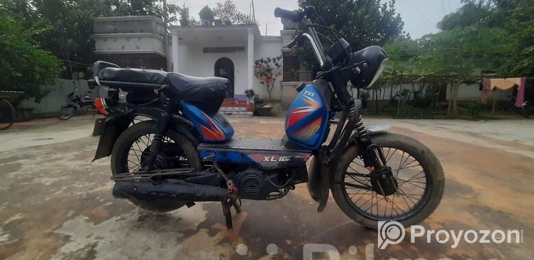 TVS XL 100 . 2018