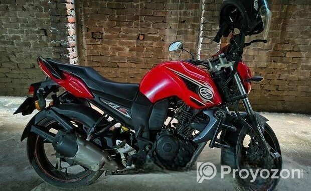 Yamaha FZS . 2015