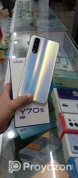 Vivo y70s 8/256 (Used)