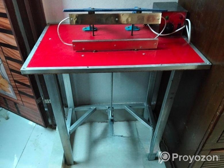 ডিটারজেন্ট প্যাকিং মেশিন