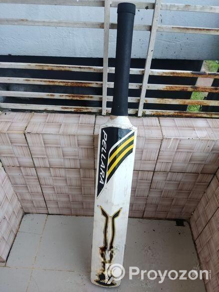 ক্রিকেট বেট বিক্রয় হবে