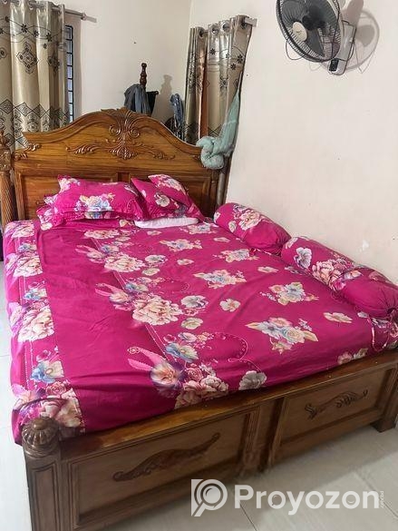 সেগুন কাঠের তৈরি কিং সাইজ খাট